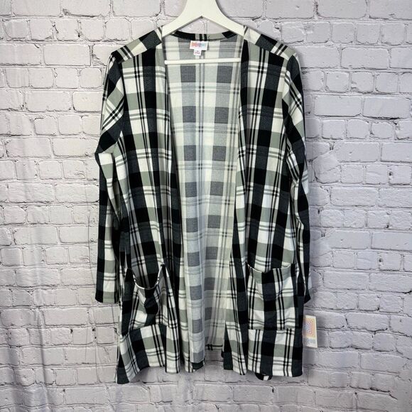 LuLaRoe Caroline Plaid Black and White Cardigan Size Medium NWT - Picture 1 of 7